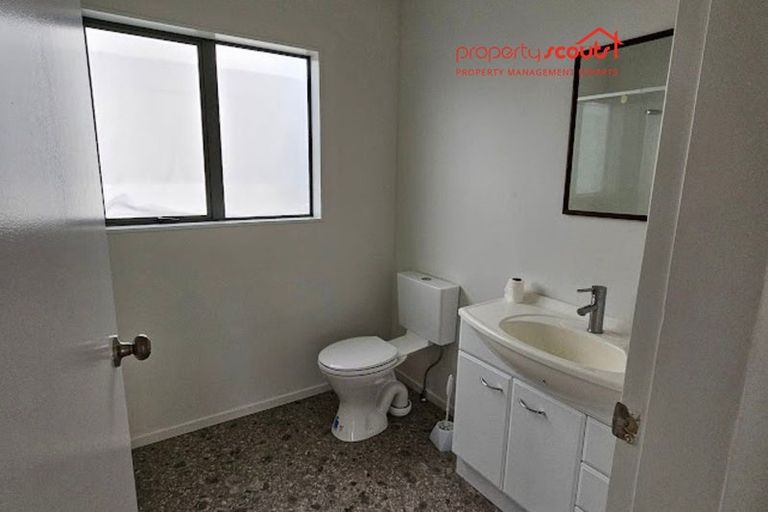 Photo of property in 1 Durham Street, Cannons Creek, Porirua, 5024
