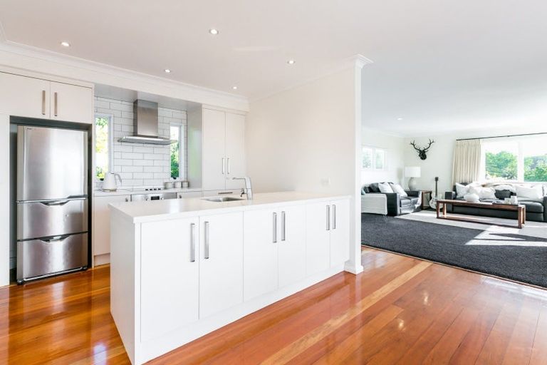 Photo of property in 11 Tainui Drive, Havelock North, 4130
