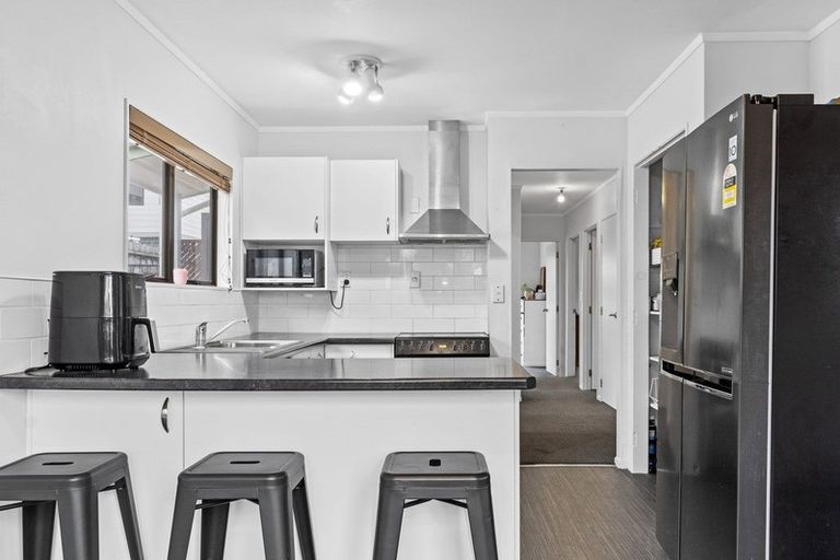Photo of property in 97 Waitaha Road, Welcome Bay, Tauranga, 3112