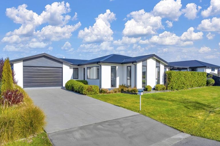 Photo of property in 2 Denton Street, Amberley, 7410