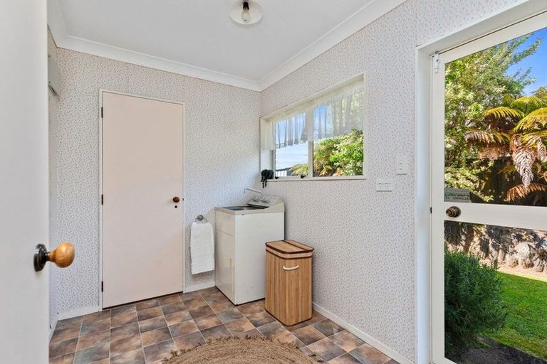 Photo of property in 92 Russley Drive, Mount Maunganui, 3116