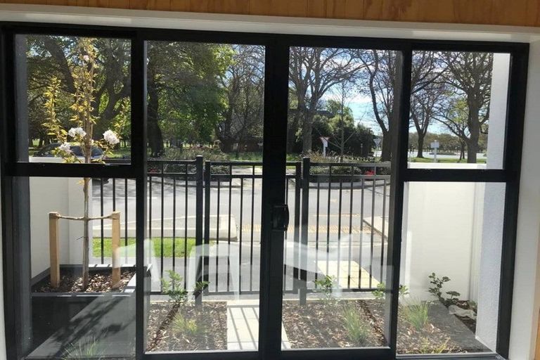 Photo of property in 5/420 Hagley Avenue, Christchurch Central, Christchurch, 8011