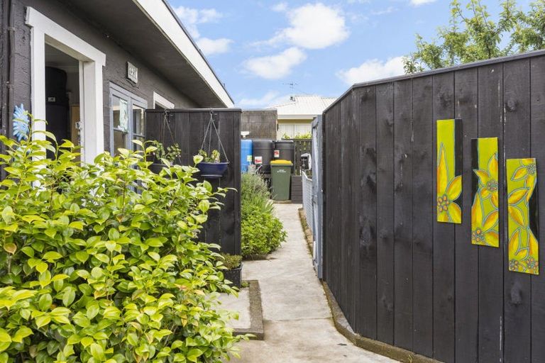 Photo of property in 60 Cutfield Street, Inglewood, 4330