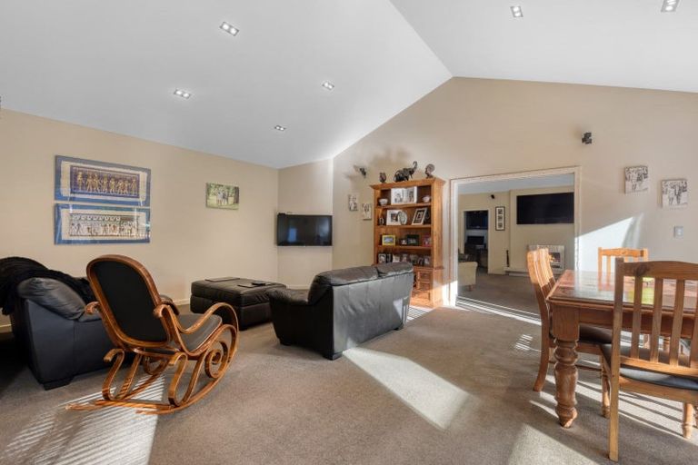 Photo of property in 27 Montebello Avenue, Stoke, Nelson, 7011