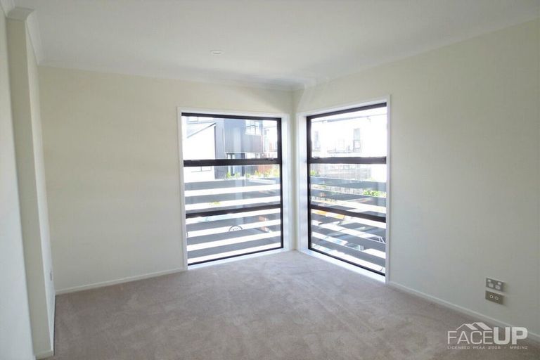 Photo of property in 11 Te Aho Matua Road, Hobsonville, Auckland, 0616