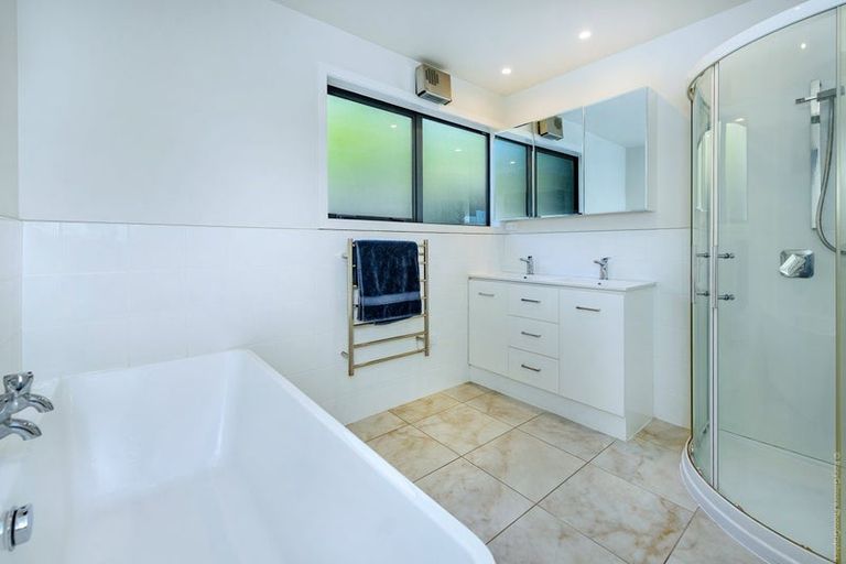 Photo of property in 11 Toledo Place, Mount Pleasant, Christchurch, 8081