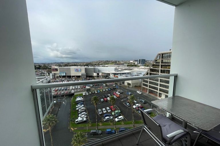 Photo of property in 903/17 Osterley Way, Manukau, Auckland, 2104