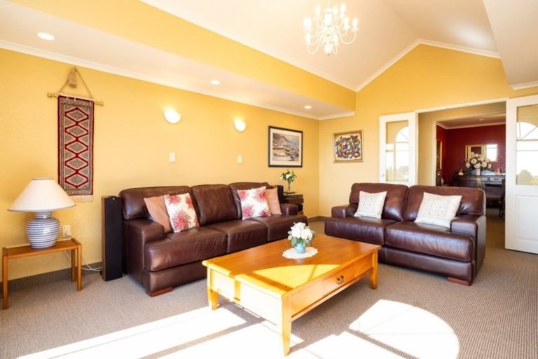 Photo of property in 41 Hetley Crescent, Taradale, Napier, 4112