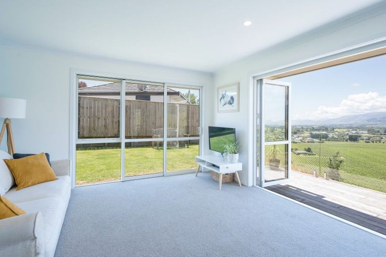 Photo of property in 39c Katania Heights, Brightwater, 7022