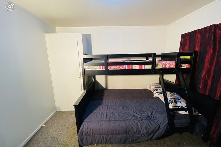 Photo of property in 2/9 George Street, Mangere East, Auckland, 2024