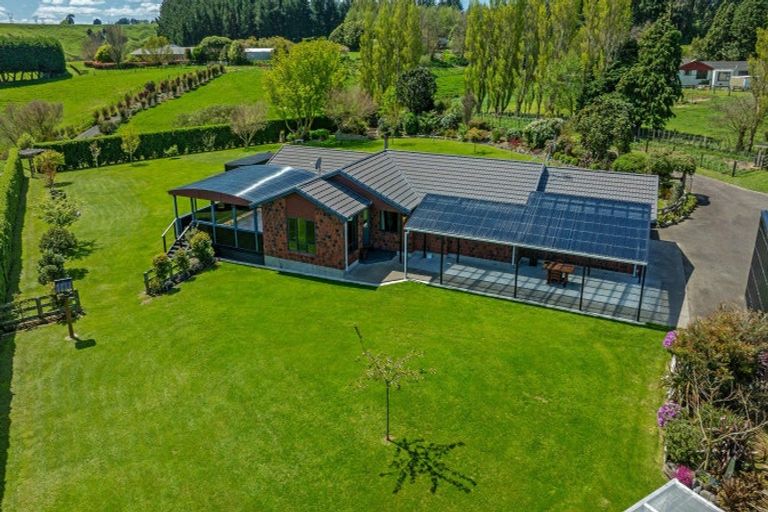 Photo of property in 73 Haggerty Street, Kimbolton, 4774