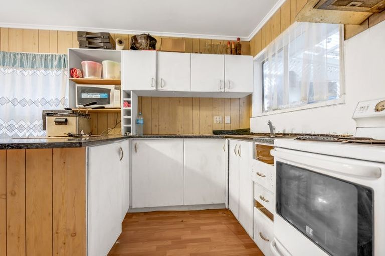 Photo of property in 16 Garus Avenue, Mangere East, Auckland, 2024