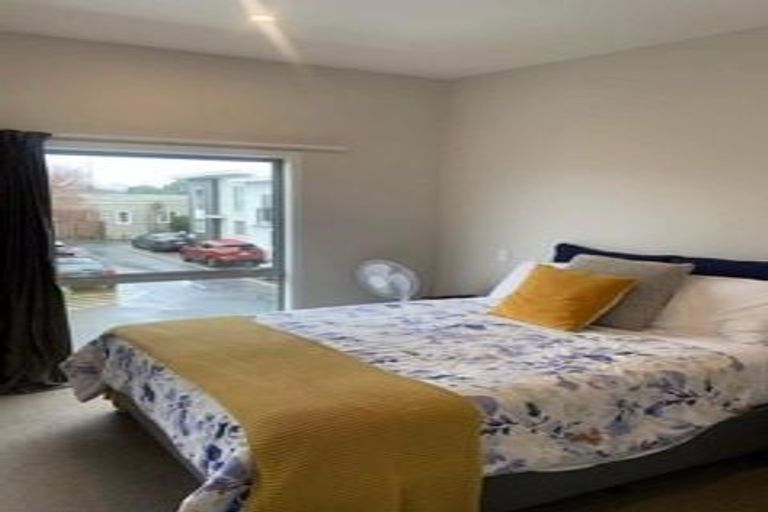 Photo of property in 32u3 Dr Taylor Terrace, Johnsonville, Wellington, 6037