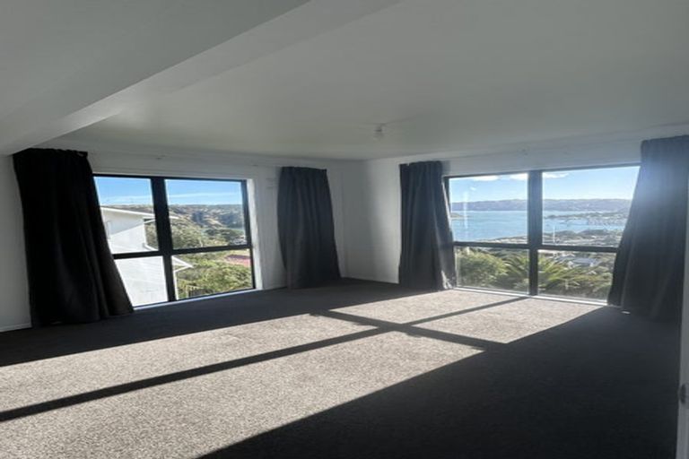 Photo of property in 27 Eskdale Road, Papakowhai, Porirua, 5024