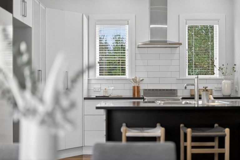 Photo of property in 44a Jellicoe Street, Greytown, 5712