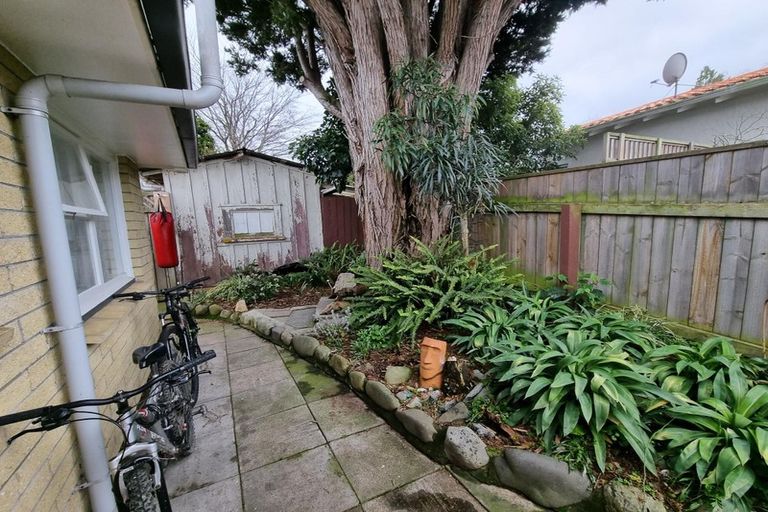 Photo of property in 2/17a Miro Street, Trentham, Upper Hutt, 5018