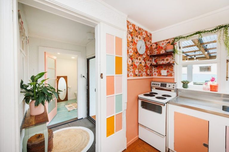 Photo of property in 16 Chrystal Street, Foxton Beach, Foxton, 4815