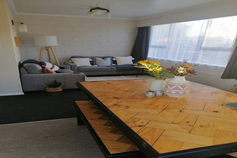 Photo of property in 5a Rennell Street, Frankleigh Park, New Plymouth, 4310