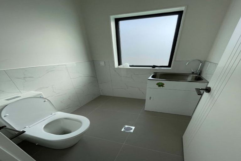 Photo of property in 20 Mervan Street, Mangere East, Auckland, 2024