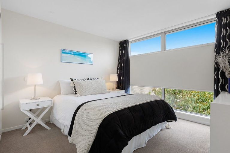 Photo of property in 86 Hinau Street, Riccarton, Christchurch, 8041