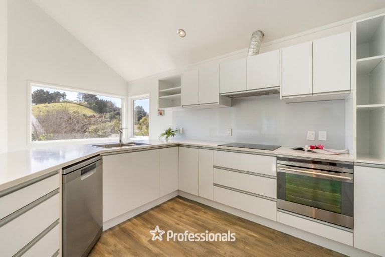 Photo of property in 13 Wilson Grove, Normandale, Lower Hutt, 5010