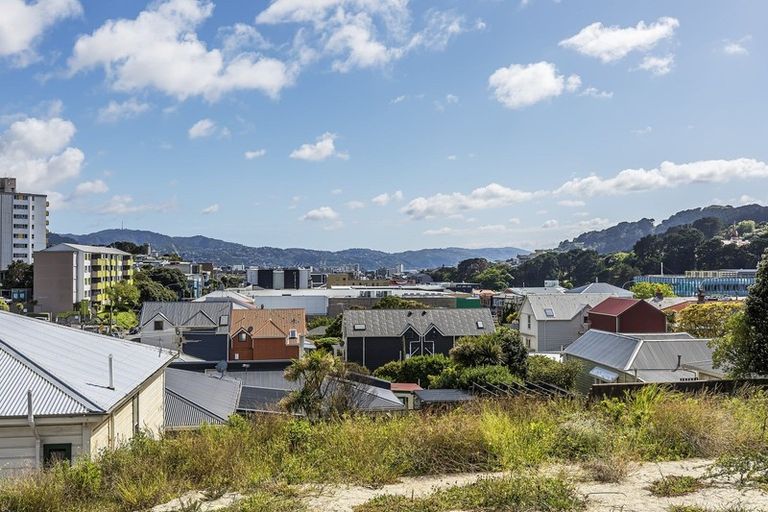 Photo of property in 127 Hanson Street, Newtown, Wellington, 6021