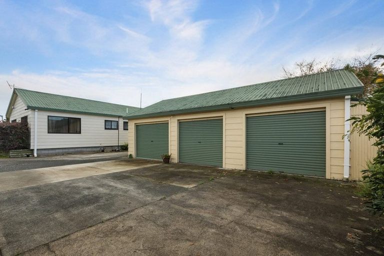 Photo of property in 9 Mcclean Place, Ngatea, 3503