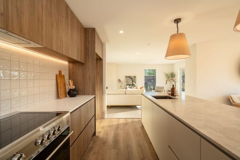 Photo of property in 76 Wai-iti Terrace, Bryndwr, Christchurch, 8052