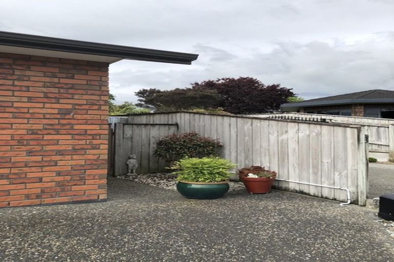 Photo of property in 6 Claremont Rise, Levin, 5510
