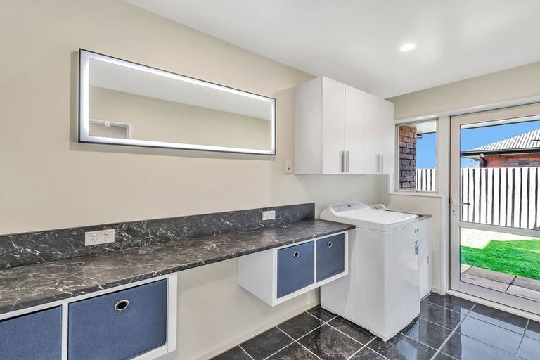 Photo of property in 3 Othello Drive, Rolleston, 7614