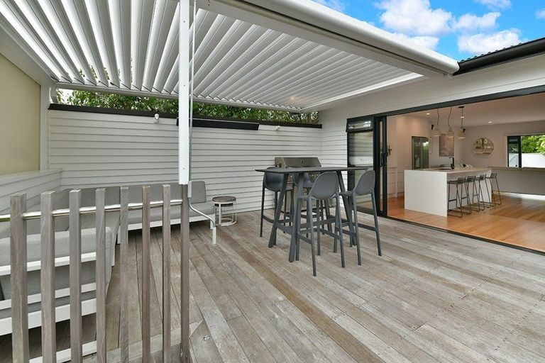 Photo of property in 49 Roseberry Avenue, Birkenhead, Auckland, 0626