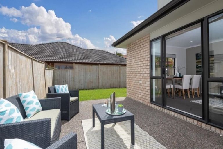 Photo of property in 50 Cyril French Drive, Flat Bush, Auckland, 2016