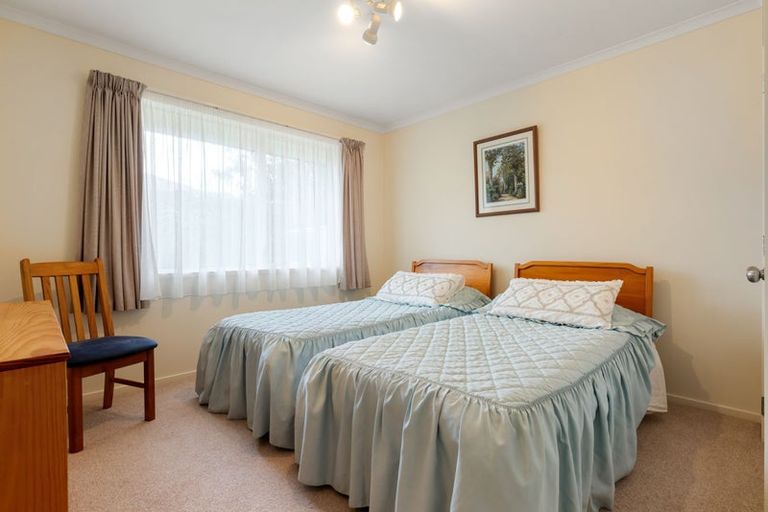 Photo of property in 29 Saint James Drive, Huntington, Hamilton, 3210