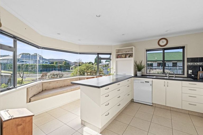 Photo of property in 20 Ursula Drive, Feilding, 4702
