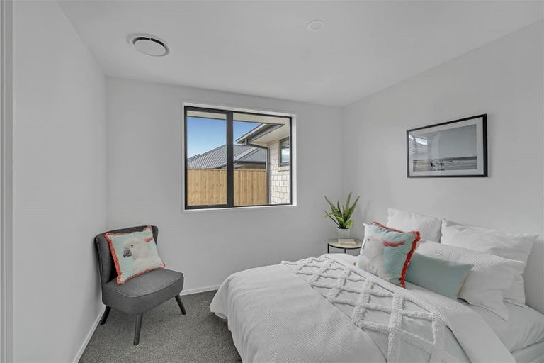 Photo of property in 8 Gemstone Place, Rolleston, 7615