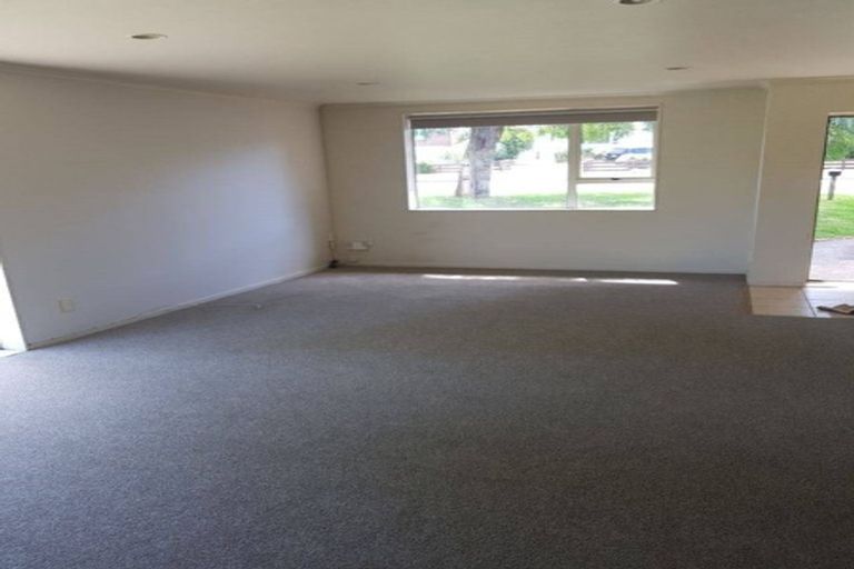 Photo of property in 22 Kayes Road, Pukekohe, 2120