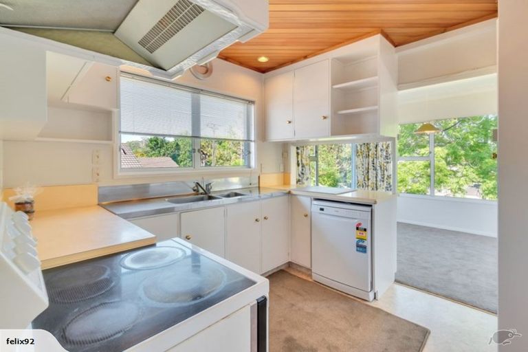 Photo of property in 3/6 Pierce Road, Milford, Auckland, 0620