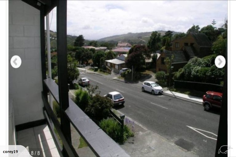 Photo of property in 105 Churton Drive, Churton Park, Wellington, 6037
