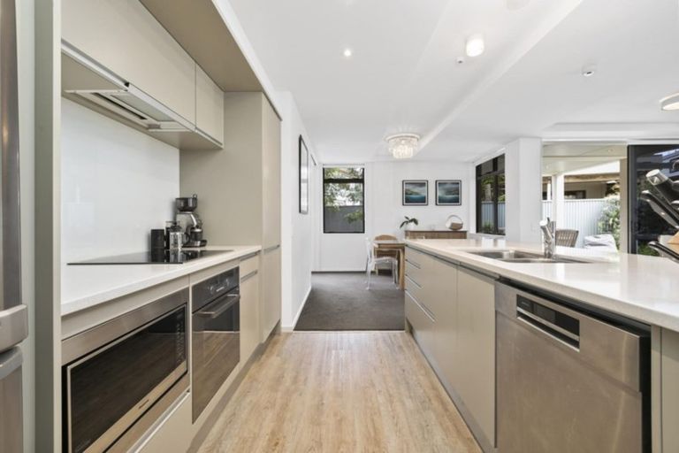 Photo of property in 7/48 Marine Parade, Mount Maunganui, 3116