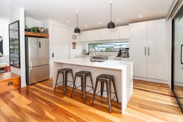 Photo of property in 13 Elphinstone Avenue, Strathmore Park, Wellington, 6022