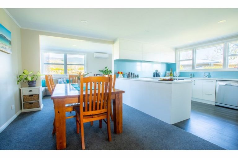 Photo of property in 22 Keats Crescent, Stoke, Nelson, 7011