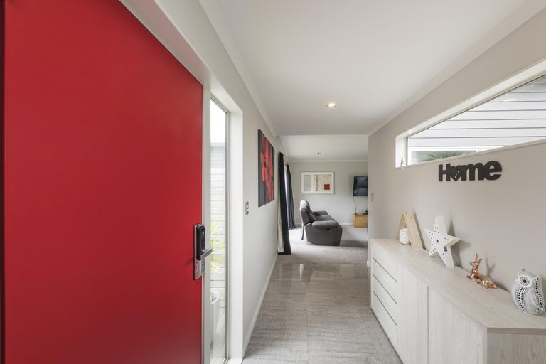 Photo of property in 6a Chelwood Street, Takaro, Palmerston North, 4412