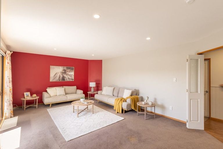 Photo of property in 16 Aston Drive, Waimairi Beach, Christchurch, 8083