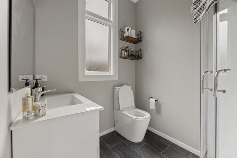 Photo of property in 38 Bernard Street, Kenmure, Dunedin, 9011