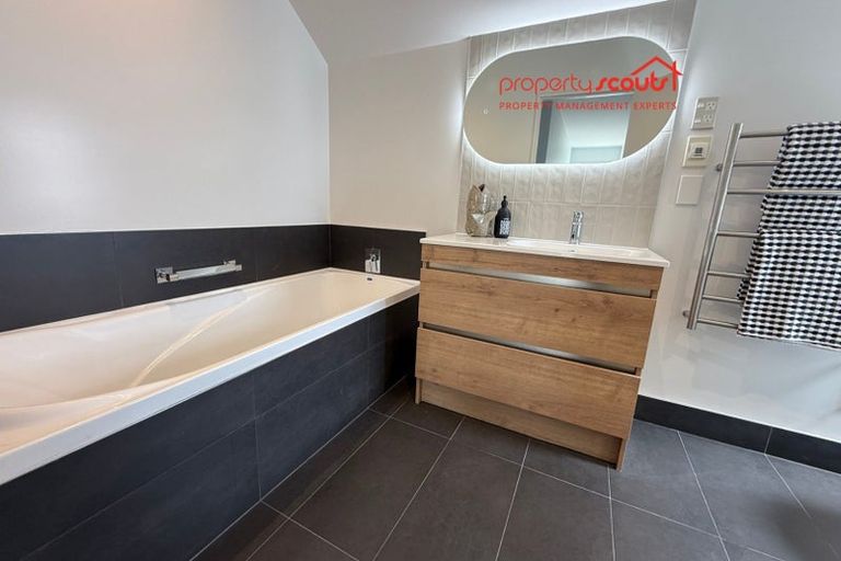 Photo of property in 163a Innes Road, St Albans, Christchurch, 8052