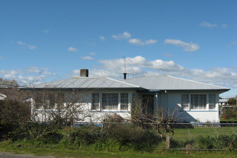 Photo of property in 18 Mcgreevy Street, Waipawa, 4210