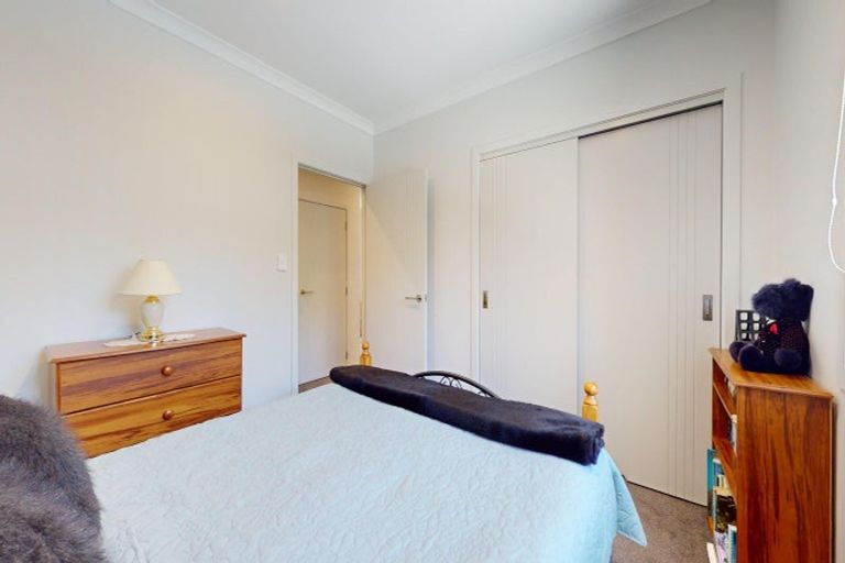 Photo of property in 6 Fuller Close, Levin, 5510