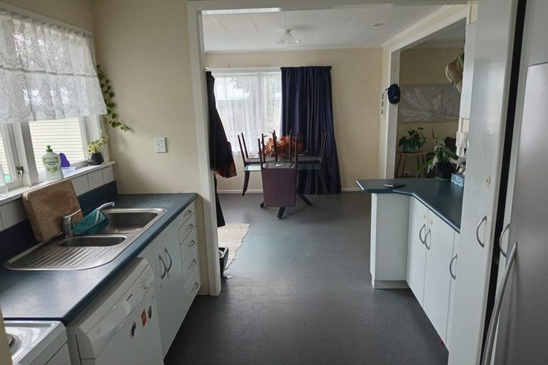 Photo of property in 22 Durham Avenue, Tamatea, Napier, 4112