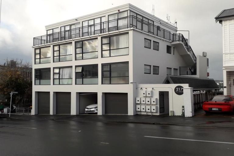 Photo of property in Avon Flats, 12/217u The Terrace, Wellington Central, Wellington, 6011