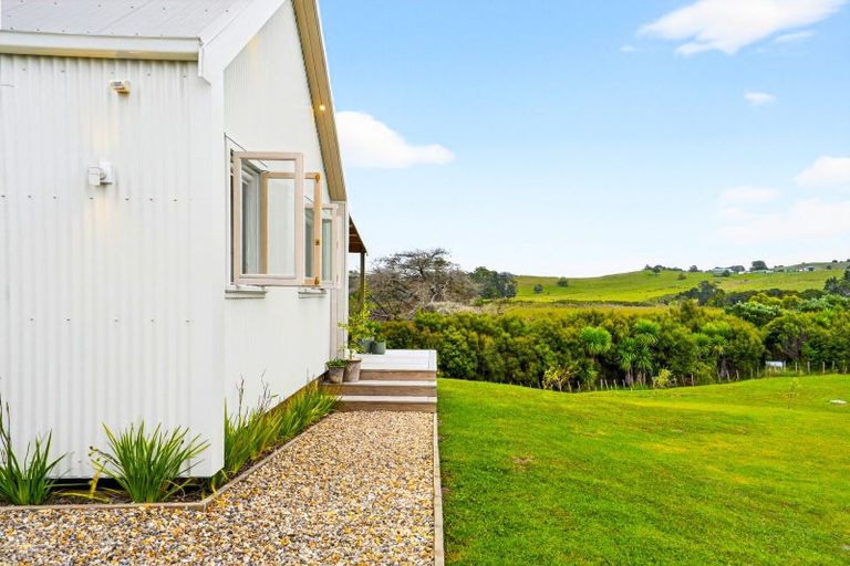 Photo of property in 20 Te Whau Lane, Snells Beach, 0920